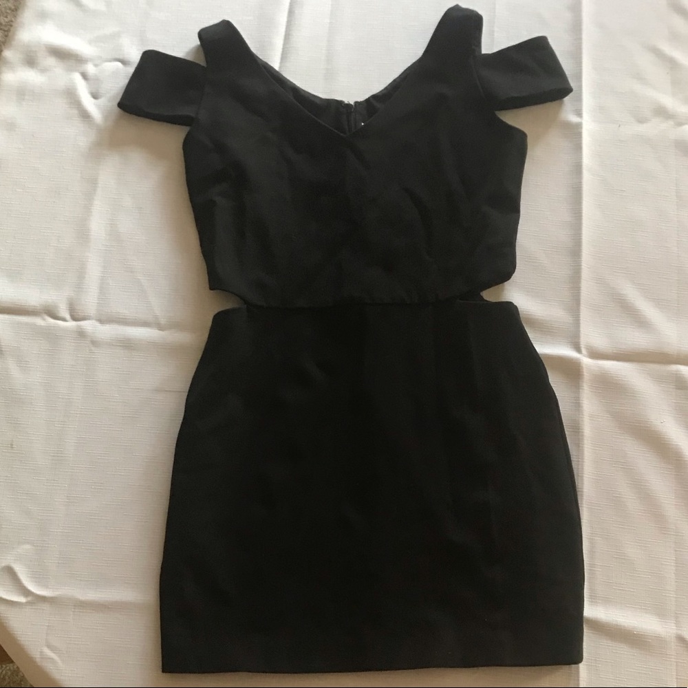 SEXY Little Black Dress!